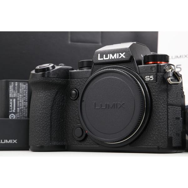 新品同様｜シャッター数 700回] Panasonic LUMIX S5 ボディ DC