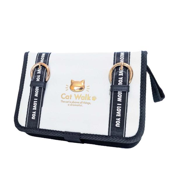 彫刻刀を収納するミントグリーンカラーのシステムバッグです。収納バッグは、立体的な可愛いネコのエンブレムがチャーミング。ベルト風のゴールドのバックルもおしゃれなアクセントになっています。小学生の女の子にオススメの彫刻刀ケースです。※ケースのみ...