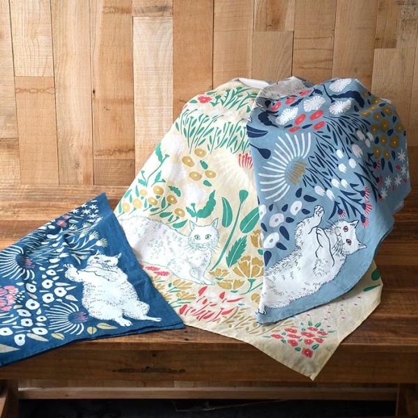 2点までメール便可 ハンカチ お花畑戯れ猫柄 大判サイズ 綿100% スカーフ バンダナ 70cm×70cm 26SS0529,