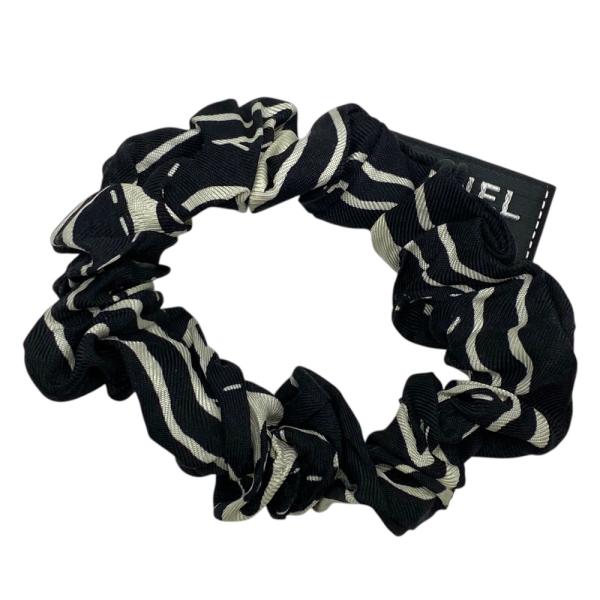 シャネル　シュシュ シャネル CHANEL ココマーク シュシュ レザー ブラック A21K AA7926
