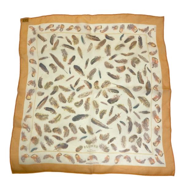 Hermès PLUMES プチカレ羽根プリント スカーフ　カレ45 econext_0416-a9750o-n6b