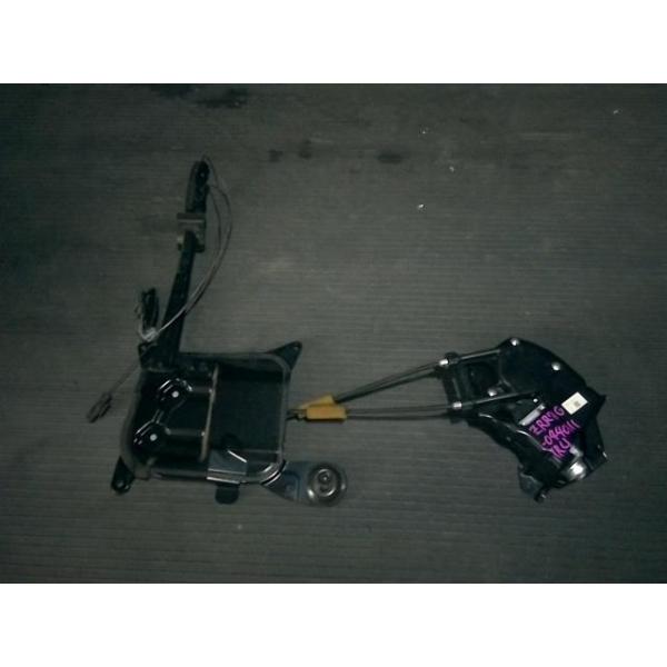 トヨタ ノア ZRR70G 左パワースライドドアモーター AISIN ジャンク
