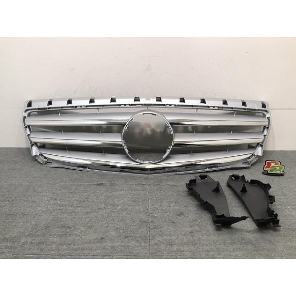 新品！Bクラス／W246 純正 フロントグリル A246 888