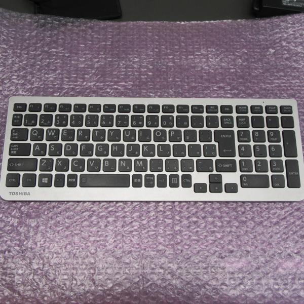 TOSHIBA デスクトップPC ワイヤレスキーボード付き ecopcland_u66g-bksv