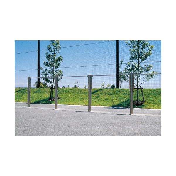 100mmピッチで高さ調節が可能なアルミ鉄棒　高強度のアルミ柱を使用し、握り棒はステンレス製。 錆びにくく長寿命で安全な、強度の強い鉄棒です。