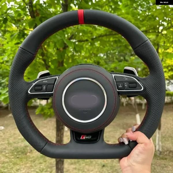 並行輸入品 アウディ S1 8X S3 8V スポーツバック S4 B8 アバント S5 8T S6 S7 RS Q3 SQ ブラックレザー製 ステアリングホイ