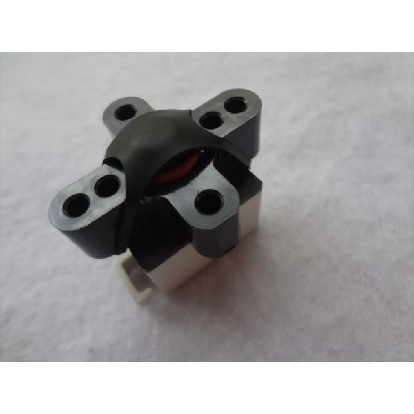 ノーリツ OTQ-4704AYS等用 水位センサ 純正部品 SKH7396 です。写真撮影等のためパッケージを開封します。