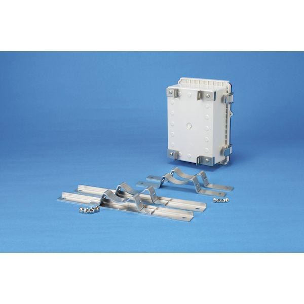 タカチ電機工業 SSK-200 直送 代引不可 ポール取付金具【1袋=2個】 SSK200