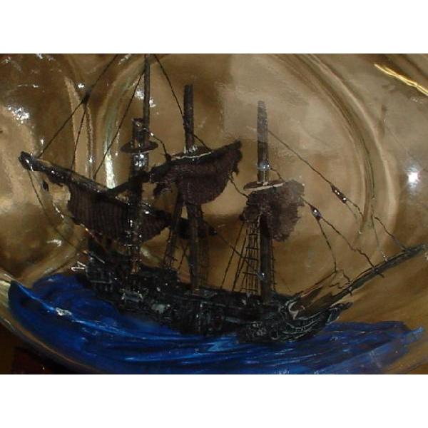 Neca社 パイレーツ オブ カリビアン ブラックパール号 ボトルシップ Buyee Buyee 日本の通販商品 オークションの代理入札 代理購入