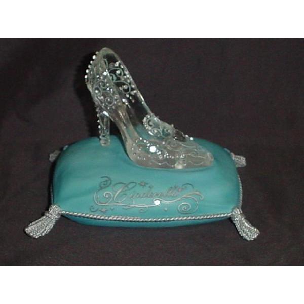 アメリカ直輸入品 Usディズニー シンデレラ ガラスの靴 ミニ スケール レプリカ Buyee Buyee Japanischer Proxy Service Kaufen Sie Aus Japan