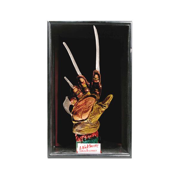 NECA (ネカ)社 「エルム街の悪夢」 “フレディ・クルーガー” 爪グローブ
