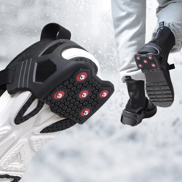 お手持ちのブーツやスニーカーに簡単装着で、手軽に雪道対策!5本の金属製のピンが雪や氷をしっかりグリップし、雪道や凍結路面での転倒防止に役立ちます。普段あまり雪が降らない地域の方、急な積雪に備えて一つ持っておけば便利!寒冷地への旅行にもおすす...