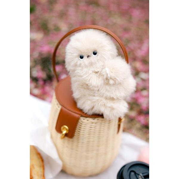 mirumi Ivory　ちら見するチャームロボット「みるみ」アイボリー