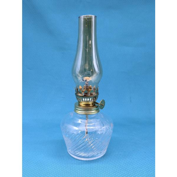 ■商品説明　小さくて、かわいらしい新商品 日本初登場 スクリューボトルの油壺にシンプルアンバーホヤ。   　芯は4mmスーパーハード芯４mm（商品番号 SINBO-SH）です。■芯サイズ：棒芯スーパーハードタイプ■全高：約19ｃｍ