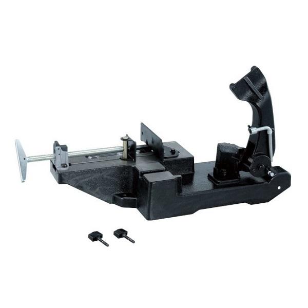 【未使用品】【動作OK】【店頭引取限定】MAKITA ポータブルバンドソー 2107F 33,000円（税込） ☆マキタ(makita) ポータブルバンドソー 2107FW 平バイス式 定置式