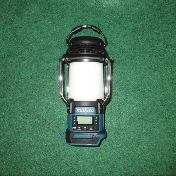 マキタ MR054 14.4V/18V対応 充電式ランタン付ラジオ バッテリ