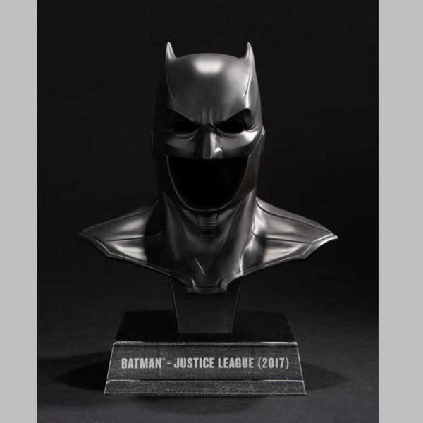 ジャスティスリーグ 2017 バットマン のレプリカ マスク 1/3スケール ジャスティスリーグ 2017 バットマン のレプリカ マスク 1/3スケール