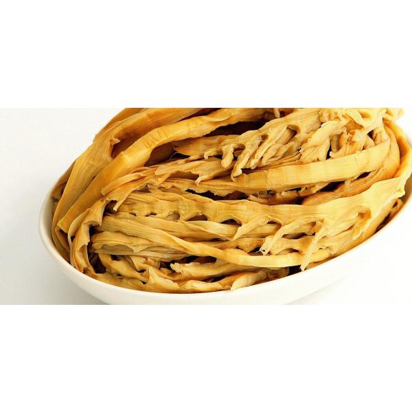 信頼の国内製造！完全発酵した乾燥メンマ原料のみを使用し国内工場でしっかりと管理、製造しております。希少な部位を使用した珍しいメンマです。丁寧に処理をしていますので姫皮部分まで残っております。特上メンマシリーズは乾燥メンマを戻しやすく特殊な製...