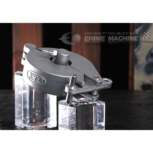 KTCブレーキブリーダー ABX70用の別売りアタッチメントです。[適用メーカー（車種）]トヨタ（乗用車系全般）■型式：ABX70-G1■メーカー：KTC(京都機械工具株式会社）■品名：アタッチメントG1■適応サイズ：φ42.5