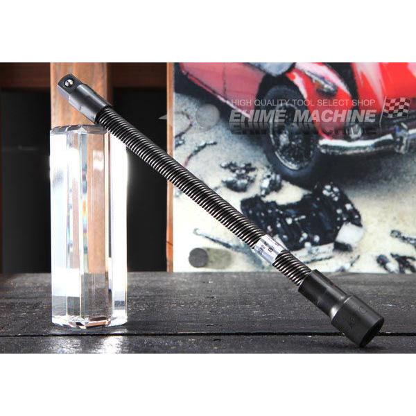 エンジンルーム内など、奥まった箇所の整備作業に最適！作業角度を変えて回転を伝えるので狭いところのボルト・ナットの締め付け、緩め作業に便利です。（自動車内装のダッシュ内側の取り付けボルト等）■型式：BES21-200■メーカー：KTC（京都機...