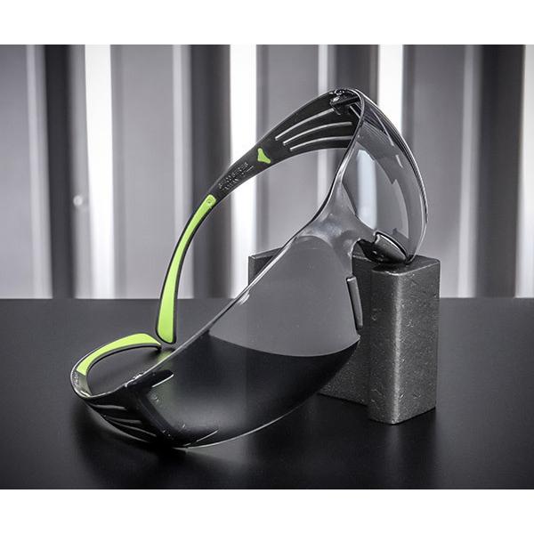 激安通販販売 3M スピードグラス 溶接シールド9100FX用 バイザープレート 1枚 523000-1 3M スピードグラス 溶接シールド9100FX用 バイザープレート 1枚 523000-1