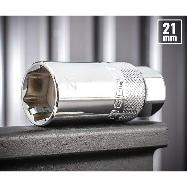 ソケット内部に搭載しているクリップでスパークプラグを保持します。マグネット不使用、鉄塵が引っ付く事がありません。センサー類等の電子機器類にも磁力影響が出ません。【仕様】クリップ搭載型。マグネットで良くあるセンサーへの影響、マグネット自体の破...