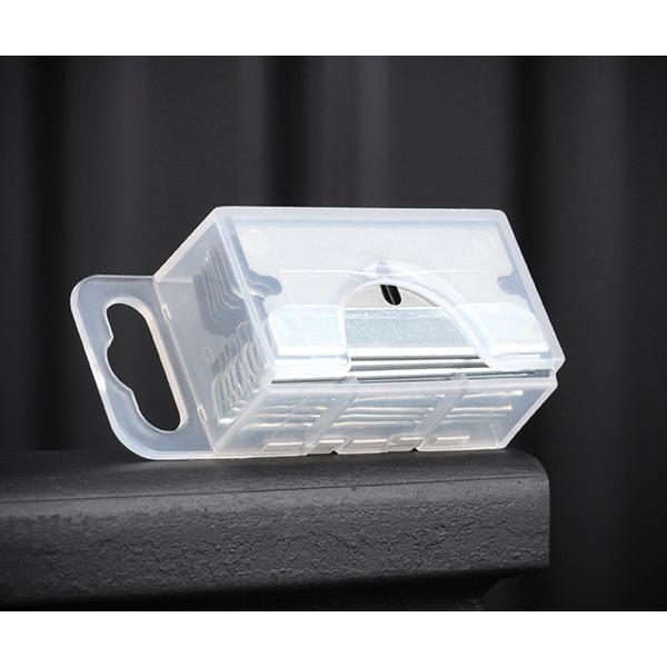 ネコポス発送の場合※お届け日時指定はご利用頂けません※代金引換でのご利用は頂けません※ただし通常品(ネコポス対象外の商品)と買い合わせた場合は、上記の限りではございませんステッカースクレーパー(STSC-40)用の替刃10枚入りです。替刃収...