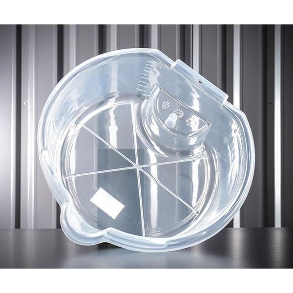 外側からも液量が確認できる透明仕様です。液量が確認できる目盛り付き(0.5L単位)です。透明なため、オイルに混じった異物の発見が容易になります。オイルフィルターを置くための突起付きです。【仕様】耐熱(℃)：100容量(L)：4.5本体サイズ...