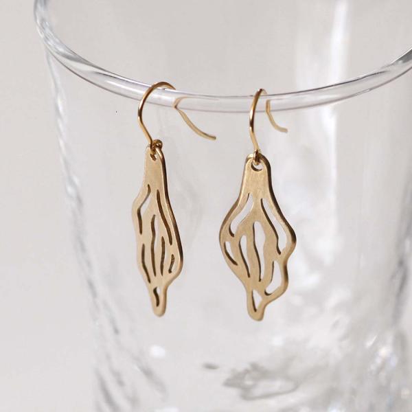 mnoi（ムノイ） / brass earrrings ピアス イヤリング - middle 母の日