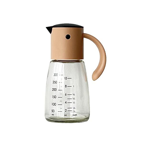 ※併売のため、在庫切れの際はご了承ください。発送委託により倉庫業者がお届けする場合がございます※片手で本体を傾けるだけで注ぎ口が自動開閉する YO-KO グラビティ ホワイト オイル＆ビネガー ボトル / ディスペンサー「Gravity」が...