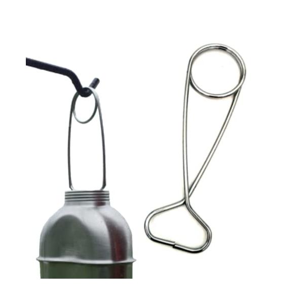 ※併売のため、在庫切れの際はご了承ください。発送委託により倉庫業者がお届けする場合がございます※直火のできるキャンティーンのボトルをトライポットやブッシュクラフトで作成したアームに吊るし使用します。ボトル口径2.5cm〜8cmに対応。片手で...