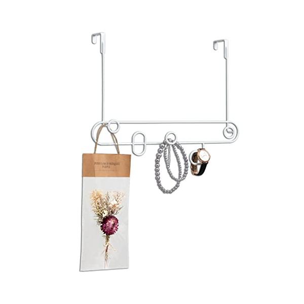 ※併売のため、在庫切れの際はご了承ください。発送委託により倉庫業者がお届けする場合がございます※【商品仕様】:サイズ/約幅38.5×奥行8.5×高さ30.5cm、カラー/ホワイト、内容/1個、耐荷重/5kg、材質/鉄【手軽に収納場所を増やせ...