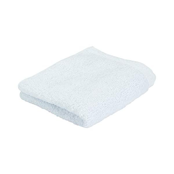 ※併売のため、在庫切れの際はご了承ください。発送委託により倉庫業者がお届けする場合がございます※サイズ: 34X80cm組成:綿100%生産国:日本しっかりとした感触のホテル仕様タオルです。こだわりの日本製。タオルの名産地・今治製で吸水性に...