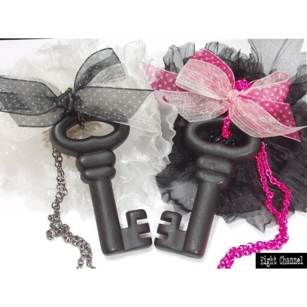 ネックレス 鍵 Key デカ可愛い 黒 ピンク パンク V系 バンギャ ロック