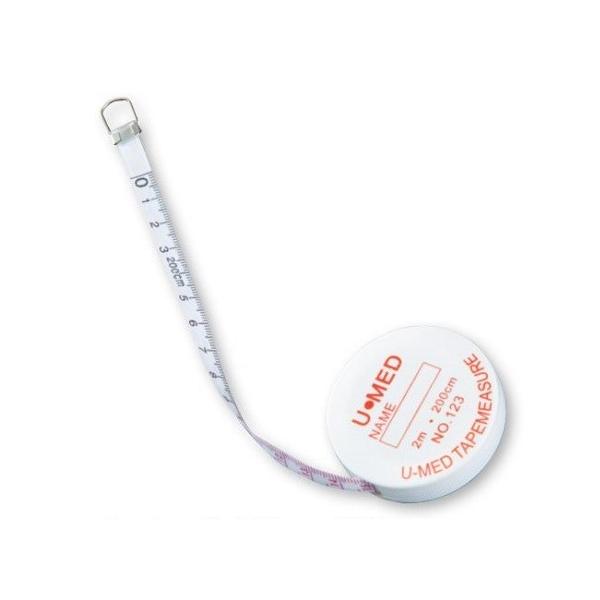 ●黒目盛と赤目盛の両面印刷で見やすく、測りやすいです。●ワンプッシュの巻き取り式です。■商品仕様型番：123測定範囲（m）：2材質：本体／プラスチック、テープ／ガラス繊維最小目盛：1mmサイズ：φ55×8mmネームスペース付き