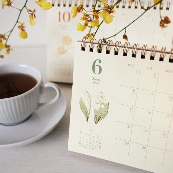 カレンmama（１／２）【特割特価】 楽天市場】MATOKA マトカ 2026年 卓上カレンダー 木製スタンドタイプ