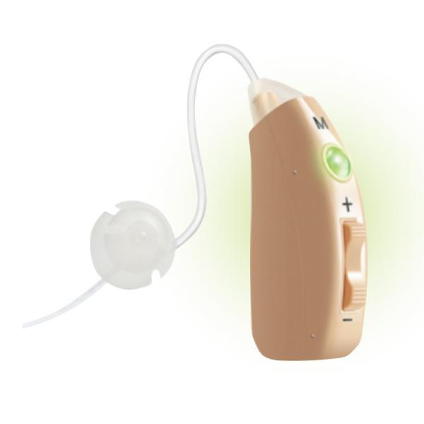 耳の後ろにすっぽり隠れる小ささ 充電式で左右兼用の耳掛け式集音器小型軽量で目立ちにくい、左右兼用の耳掛け式集音器。充電式で面倒な電池交換は不要。音量調節機能により、その場に応じて聞こえる音の大きさを調節できます。また、大中小と3サイズのイヤ...