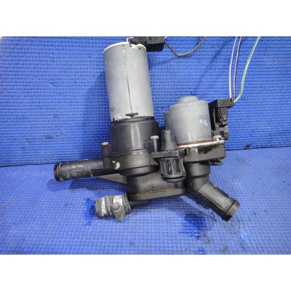 W124 Eクラス 0018303784 ヒーター バルブ 純正品 未使用