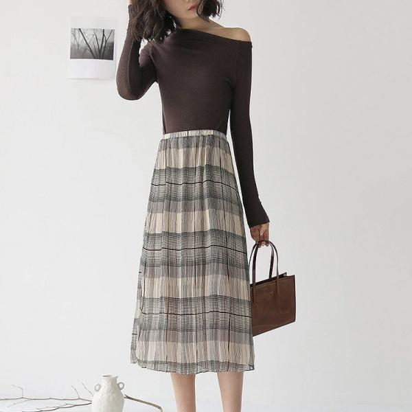 レディース 肩出し 肩見せ ロングTシャツ アシンメトリー ロンT シンプル 長袖 無地 カットソー 夏 春 トップス カジュアル キュート 大人 可愛い フェミニン おしゃれ お出かけ 普段着 デイリー ブラック ベージュ ホワイト ブラウン 送料無料