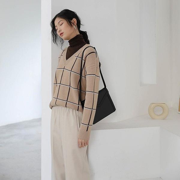 レディース Vネック ニット セーター カットソー チェック柄 長袖 トップス カジュアル キュート 大人 可愛い フェミニン おしゃれ お出かけ オフィス デイリー 普段着 ベージュ ブラック ブラウン フリーサイズ ワンサイズ 送料無料