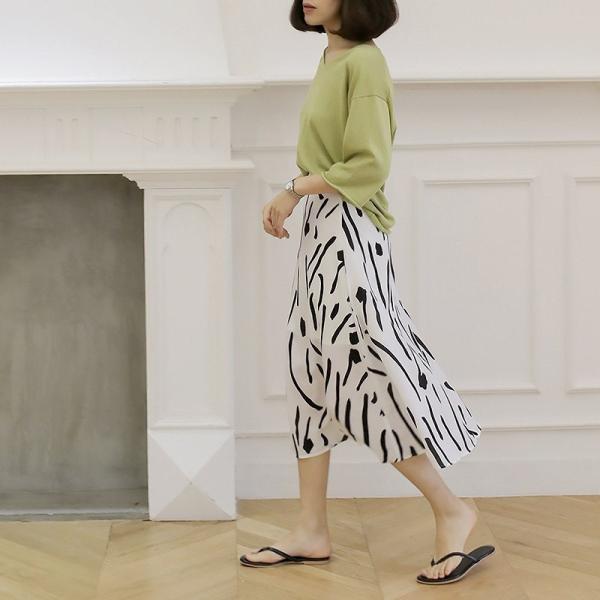 レディース ボトムス スカート ミモレ丈 総柄 幾何学模様 カジュアル 大人可愛い エレガント フェミニン オフィス お出かけ デート デイリー ホワイト S M 送料無料