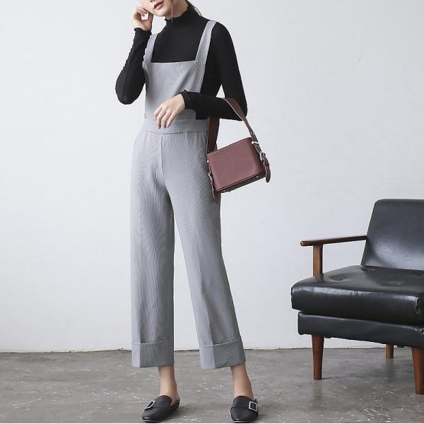 レディース ボトムス サロペット パンツ ロールアップ 無地 シンプル カジュアル 大人可愛い フェミニン オフィス お出かけ デート デイリー ブラック ブラウン S M 送料無料