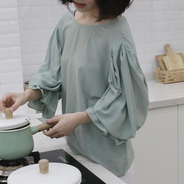 レディース ブラウス シャツ キャンディスリーブ ラウンドネック 無地 シンプル 春 夏 トップス カジュアル キュート 可愛い フェミニン きれいめ 上品 エレガント おしゃれ お出かけ オフィス デート デイリー グリーン ホワイト 送料無料