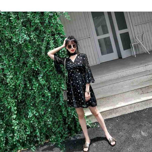 レディース　ワンピース　Vネック　フレアスリーブ　ボリュームスリーブ　ミニ丈　星柄　ドット　カジュアル　キュート　可愛い　フェミニン　きれいめ　上品　エレガント　おしゃれ　お出かけ　お呼ばれ　ブラック　S　M　L　サイズ　送料無料