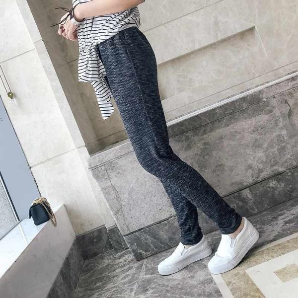 レディース　スリム　薄め　アンクルパンツ　半端丈　クロップド　ストレート　ボトムス　カジュアル　キュート　可愛い　フェミニン　きれいめ　おしゃれ　お出かけ　デイリー　オフィス　普段着　グレー　S　M　L　サイズ　送料無料