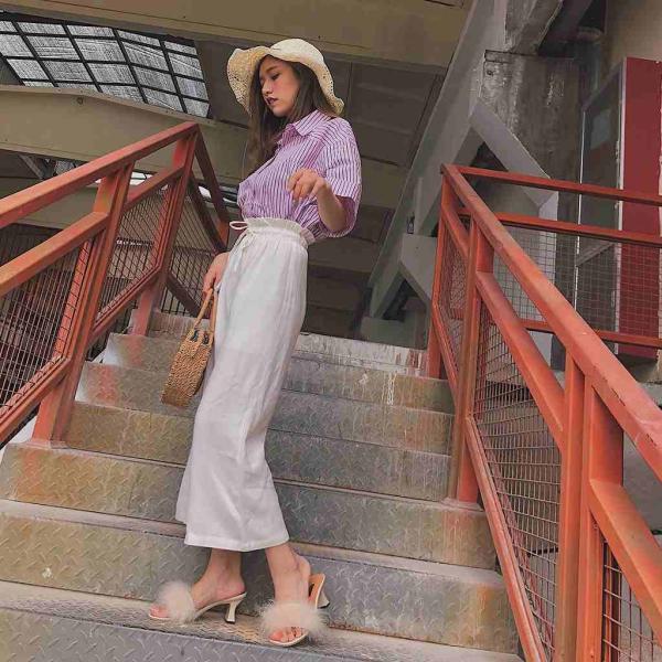 レディース　ブラウス　ストライプシャツ　シンプル　ゆったり　半袖　トップス　カジュアル　キュート　可愛い　フェミニン　きれいめ　上品　エレガント　おしゃれ　お出かけ　オフィス　デート　デイリー　ピンク　フリーサイズ　ワンサイズ　送料無料