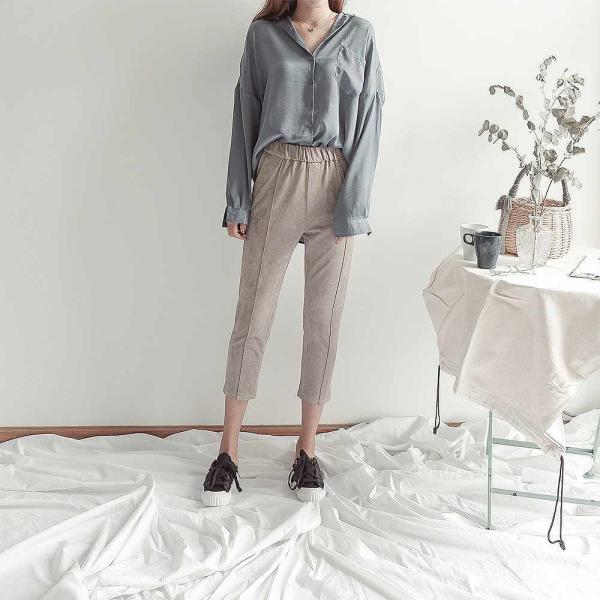 レディース　ハイウエスト　クロップドパンツ　半端丈　シンプル　ゆったり　ボトムス　カジュアル　キュート　可愛い　フェミニン　きれいめ　エレガント　おしゃれ　お出かけ　オフィス　デイリー　普段着　ブラック　カーキ　S　M　サイズ　送料無料