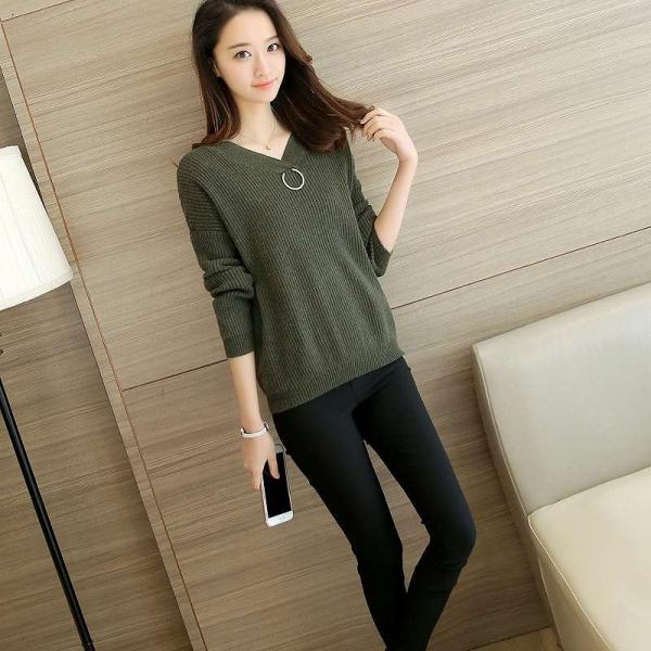 レディース　トップス　ニット　セーター　Vネック　長袖　無地　ゆったり　カジュアル　大人可愛い　フェミニン　オフィス　お出かけ　デート　デイリー　グリーン　カーキ　レッド　オフホワイト　ブラック　ピンク　フリーサイズ　送料無料