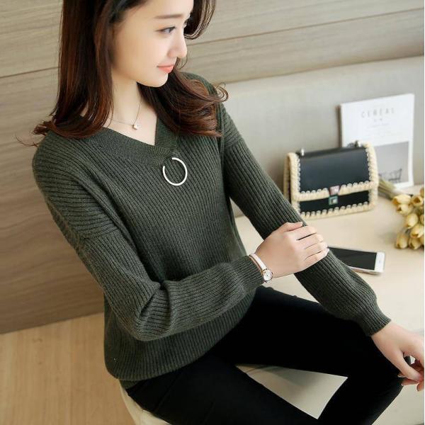 レディース　トップス　ニット　セーター　Vネック　長袖　無地　ゆったり　カジュアル　大人可愛い　フェミニン　オフィス　お出かけ　デート　デイリー　グリーン　カーキ　レッド　オフホワイト　ブラック　ピンク　フリーサイズ　送料無料