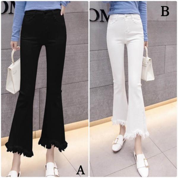 レディース　クロップドパンツ　半端丈　ブーツカット　ベルボトム　スリム　タイト　ボトムス　カジュアル　キュート　可愛い　フェミニン　きれいめ　エレガント　おしゃれ　お出かけ　オフィス　デイリー　普段着　ブラック　ホワイト　S　M　L　XL　サイズ　送料無料